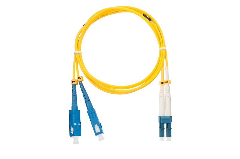 Все NIKOMAX NMF-PC2S2C2-SCU-LCU-001 шнур волоконно-оптический, переходной,одномодовый 9/125мкм видеонаблюдения в магазине Vidos Group