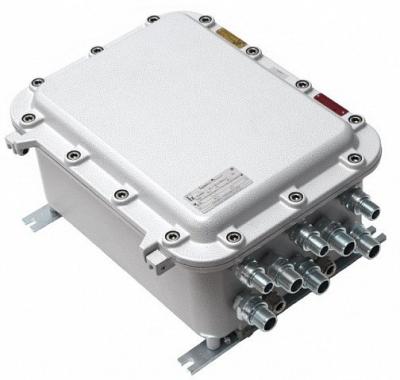 TFortis PSW-2G8F+Ex • 8 портовый уличный узел связи